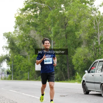 Runner Photo 2051370