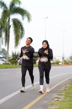 Runner Photo 2051410