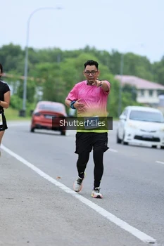 Runner Photo 2051484