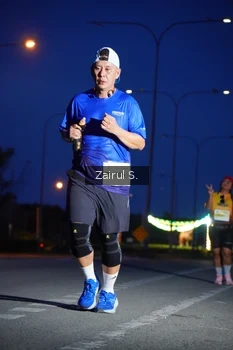 Runner Photo 2051573