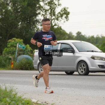 Runner Photo 2051601