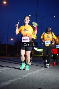 Runner Photo 2051623