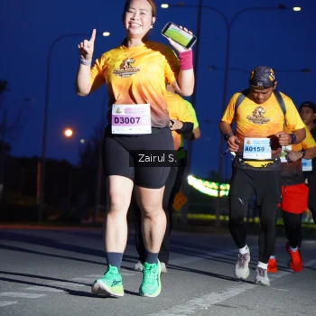 Runner Photo 2051624