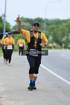 Runner Photo 2051688
