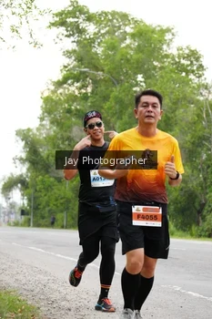 Runner Photo 2051711