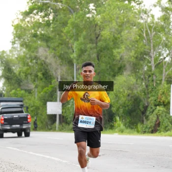 Runner Photo 2051751