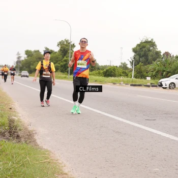 Runner Photo 2051766