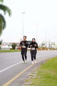 Runner Photo 2051793