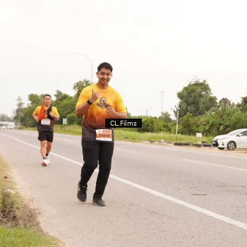 Runner Photo 2051798