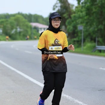 Runner Photo 2051910