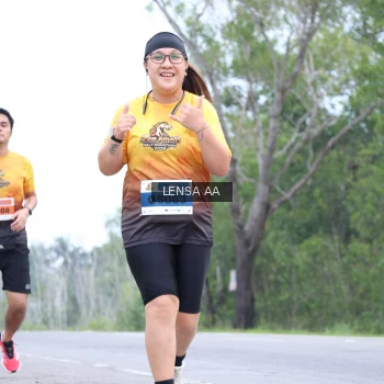 Runner Photo 2051921