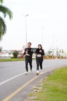 Runner Photo 2051937