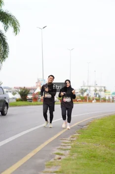 Runner Photo 2051956