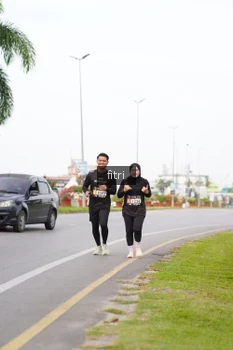 Runner Photo 2051968