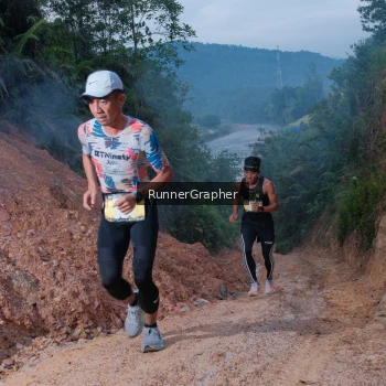Runner Photo 2052080