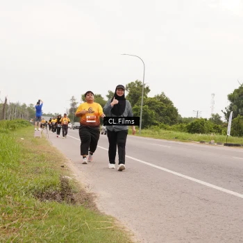 Runner Photo 2052102