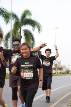 Runner Photo 2052128
