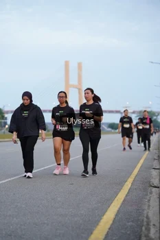 Runner Photo 2052141