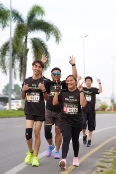 Runner Photo 2052184