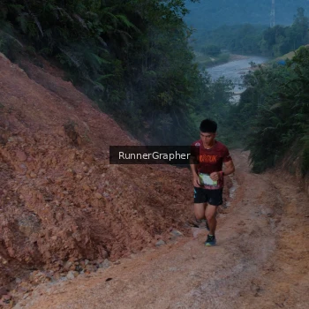 Runner Photo 2052203
