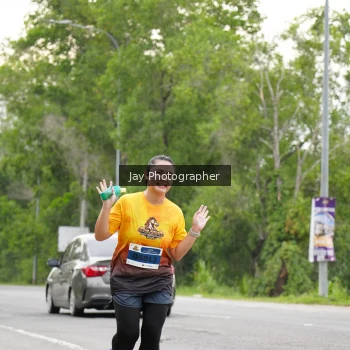 Runner Photo 2052209