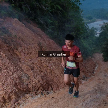Runner Photo 2052225