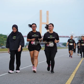 Runner Photo 2052232
