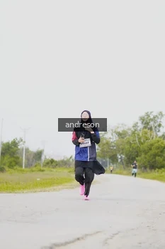 Runner Photo 2052239