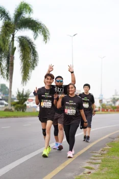 Runner Photo 2052245