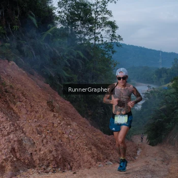 Runner Photo 2052253