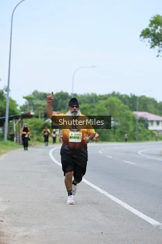 Runner Photo 2052277