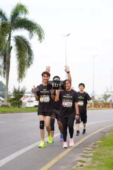Runner Photo 2052290