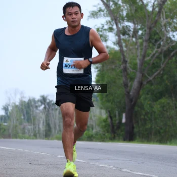 Runner Photo 2052320