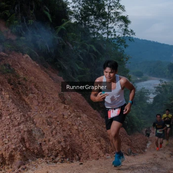 Runner Photo 2052327