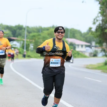 Runner Photo 2052332