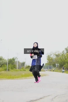 Runner Photo 2052367