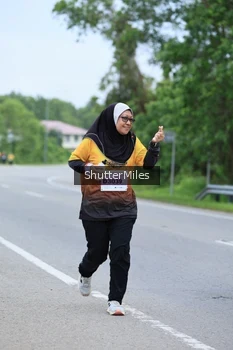 Runner Photo 2052376