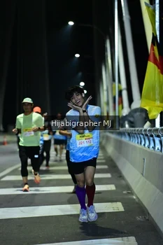 Runner Photo 2052411