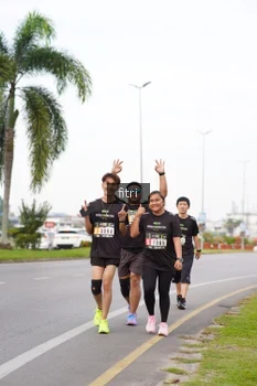Runner Photo 2052491