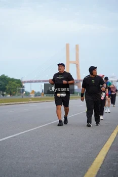 Runner Photo 2052497