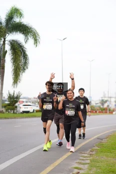 Runner Photo 2052500