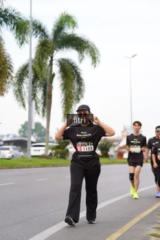 Runner Photo 2052522