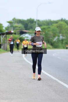 Runner Photo 2052538
