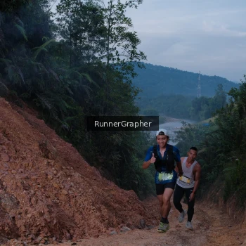 Runner Photo 2052540