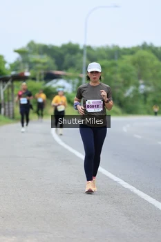 Runner Photo 2052543
