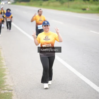 Runner Photo 2052546