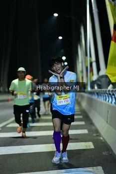Runner Photo 2052568