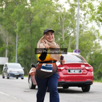 Runner Photo 2052570