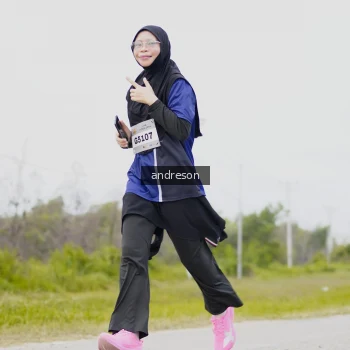 Runner Photo 2052572