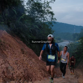 Runner Photo 2052578